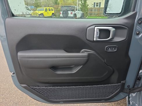 New 2026 Jeep Wrangler Unlimited Sport AWD/4WD image 25