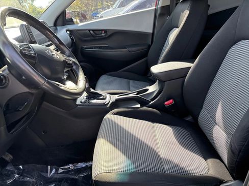Used 2020 Hyundai Kona SEL FWD image 10