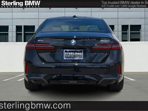 New 2026 BMW 550e xDrive w/ Premium Package image 17