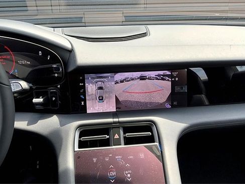 New 2025 Porsche Taycan image 23