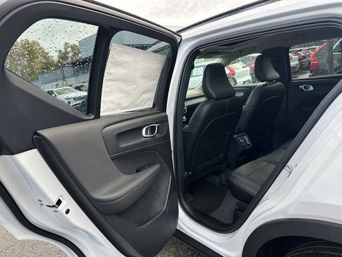 New 2026 Volvo XC40 B5 Ultra w/ Climate Package image 16