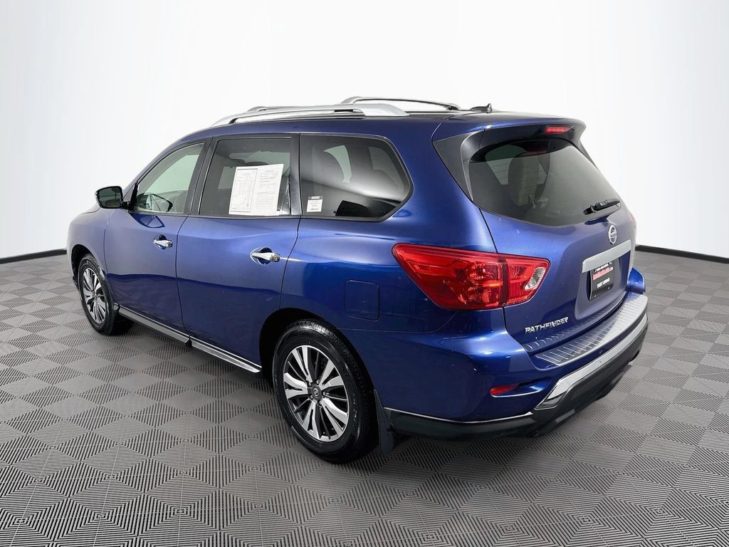 Used 2017 Nissan Pathfinder S FWD image 7