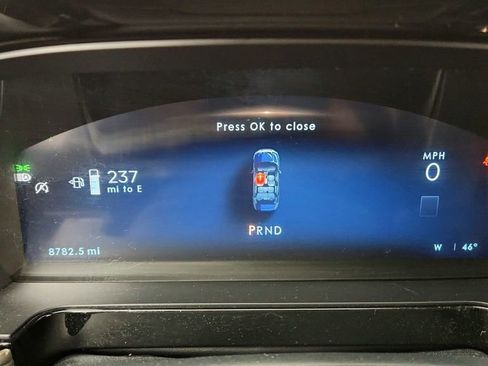 Used 2025 Lincoln Corsair Reserve image 13