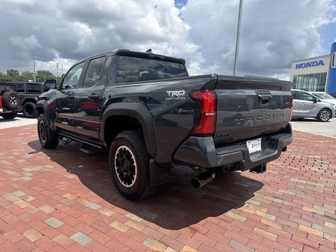 Used 2024 Toyota Tacoma TRD Off-Road AWD/4WD image 34