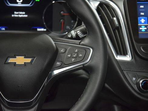 Used 2023 Chevrolet Malibu LT FWD image 34