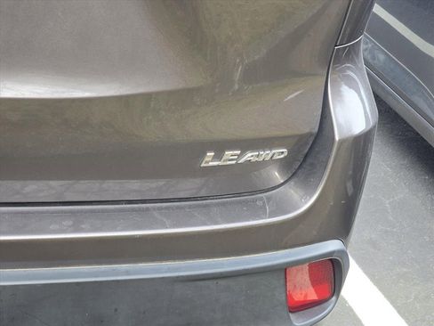 Used 2016 Toyota Highlander Plus image 8