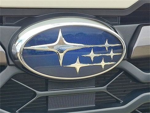 Used 2025 Subaru Crosstrek 2.5i Limited w/ Popular Package #4A image 4