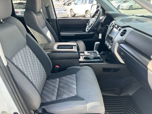Used 2019 Toyota Tundra SR5 w/ SR5 Upgrade Package RWD image 31