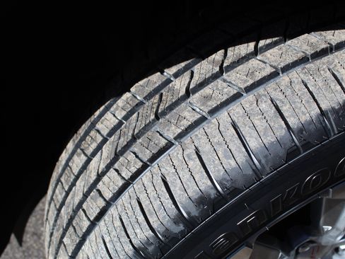 Used 2023 GMC Yukon XL Denali w/ Max Trailering Package image 7