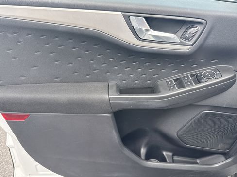 Used 2020 Ford Escape SE AWD/4WD image 16
