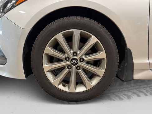 Used 2016 Hyundai Sonata Limited FWD image 49