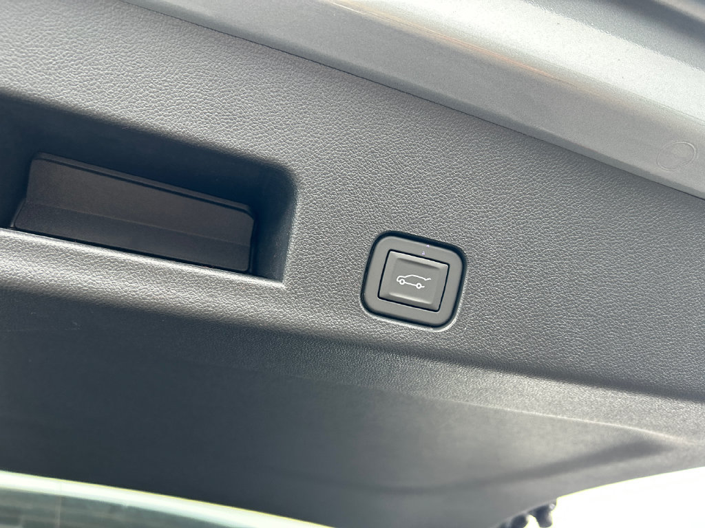 New 2026 GMC Acadia Elevation FWD image 40