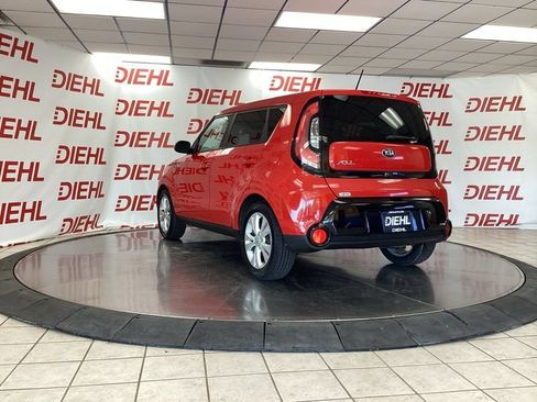 Used 2016 Kia Soul + w/ Audio Package FWD image 5