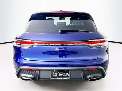 New 2026 Porsche Macan image 10