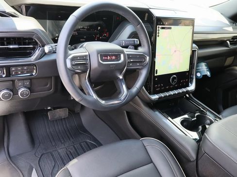 Certified 2026 GMC Yukon XL Elevation w/ LPO, Floor Liner Package RWD image 12