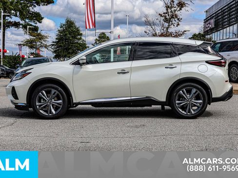 Used 2023 Nissan Murano Platinum image 9