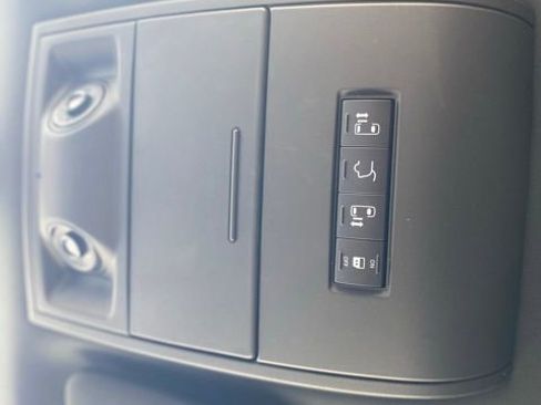 Used 2019 Dodge Grand Caravan GT FWD image 21