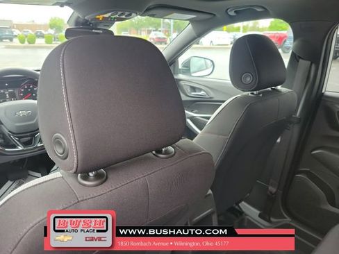 New 2026 Chevrolet Trax RS w/ Sunroof Package FWD image 14