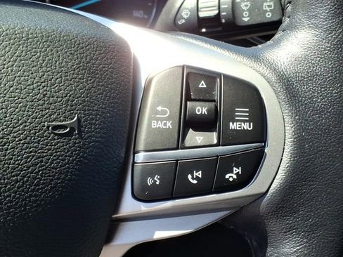 Used 2022 Ford Explorer XLT w/ Equipment Group 202A AWD/4WD image 27