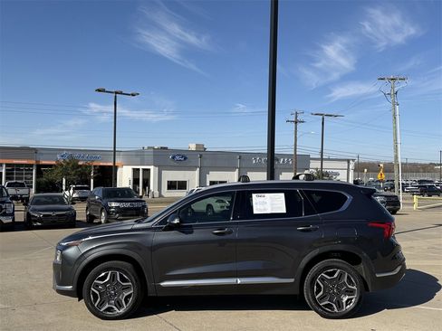 Used 2023 Hyundai Santa Fe SEL Premium image 3