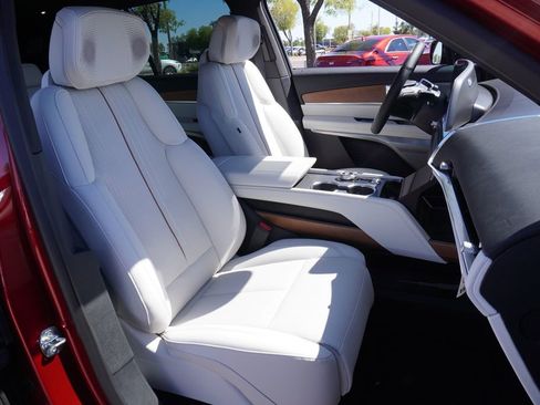 New 2026 Cadillac Vistiq Sport AWD/4WD image 13