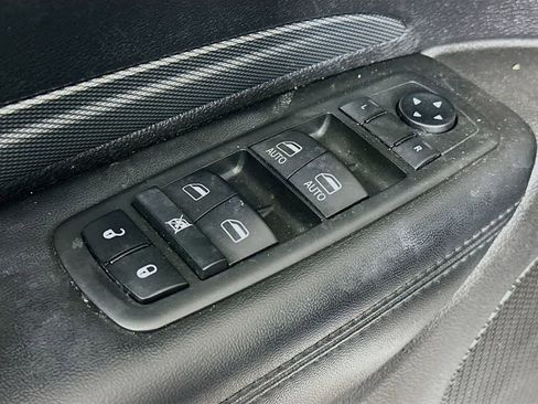 Used 2019 Dodge Durango GT image 29