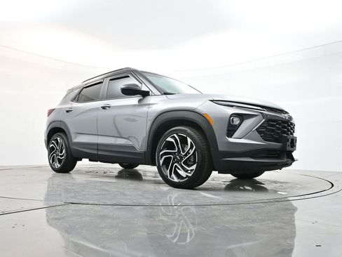Used 2024 Chevrolet TrailBlazer RS w/ Convenience Package image 28