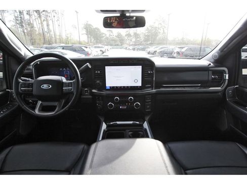 Used 2024 Ford F350 Lariat w/ Lariat Ultimate Package image 12