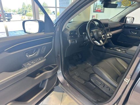 Used 2025 Honda Pilot Touring image 15