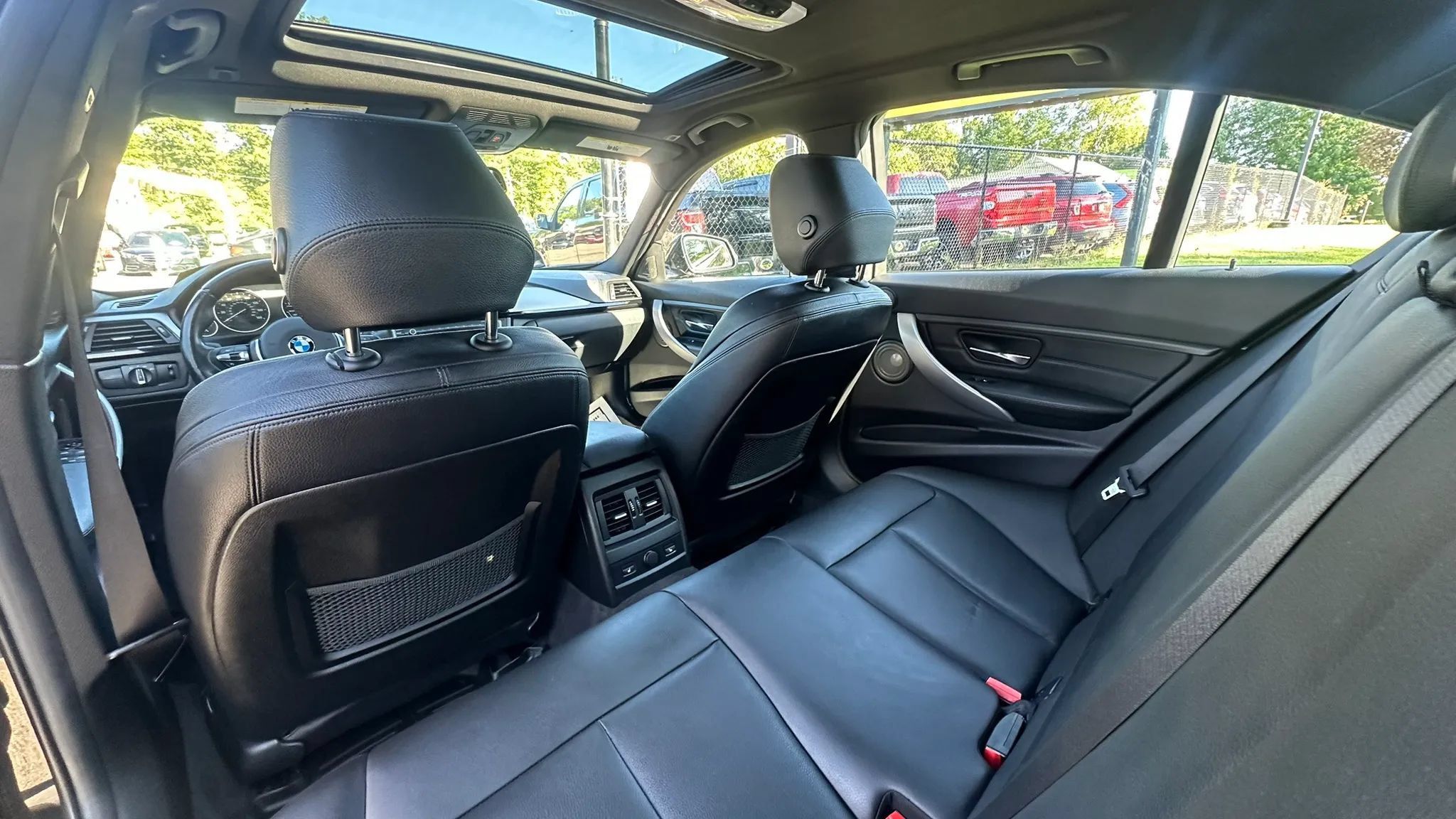 Used 2013 BMW 335i xDrive Sedan AWD/4WD image 28
