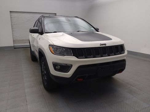 Used 2019 Jeep Compass Trailhawk AWD/4WD image 14