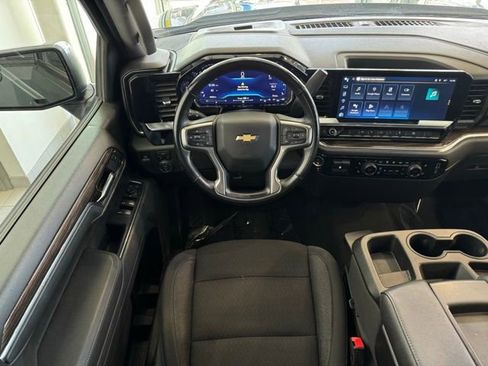 Certified 2025 Chevrolet Silverado 1500 LT AWD/4WD image 5