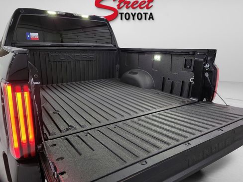 Used 2025 Toyota Tundra Limited image 7