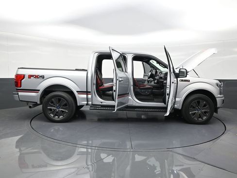 Used 2018 Ford F150 Lariat w/ Equipment Group 502A Luxury AWD/4WD image 30