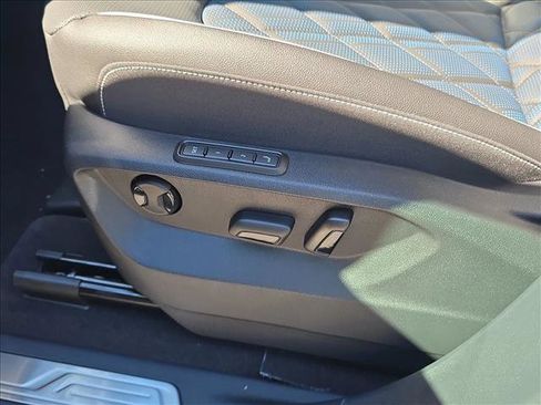 New 2026 Volkswagen Atlas Cross Sport SEL Premium R-Line image 6