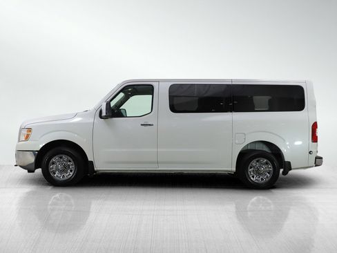 Used 2020 Nissan NV 3500 SL image 2