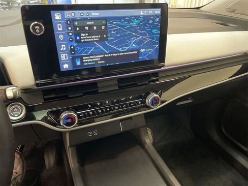 Certified 2025 Honda Prologue Touring image 32