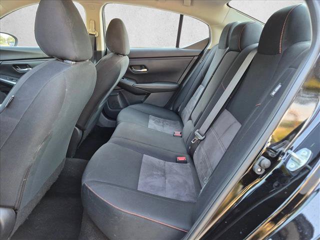 Used 2025 Nissan Sentra SR FWD image 17