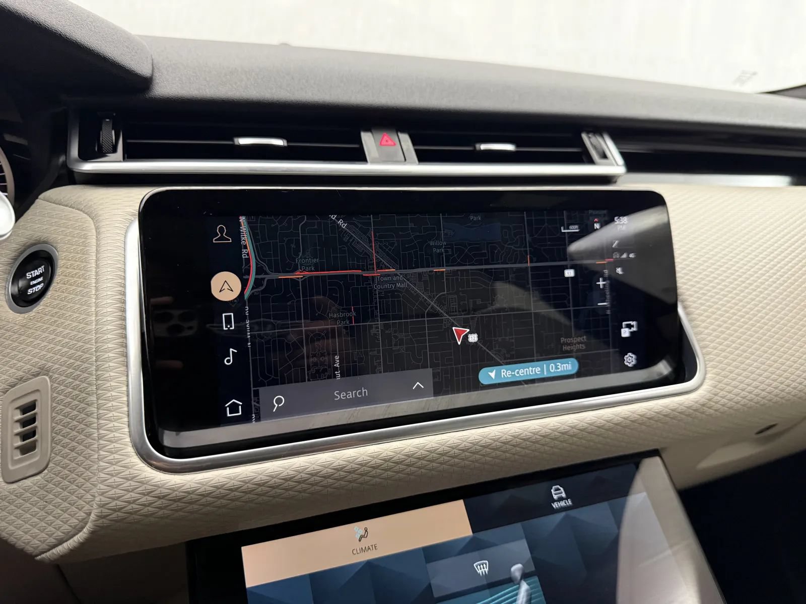 Used 2021 Land Rover Range Rover Velar R-Dynamic S AWD/4WD image 33