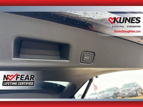 Used 2024 GMC Acadia Elevation image 20