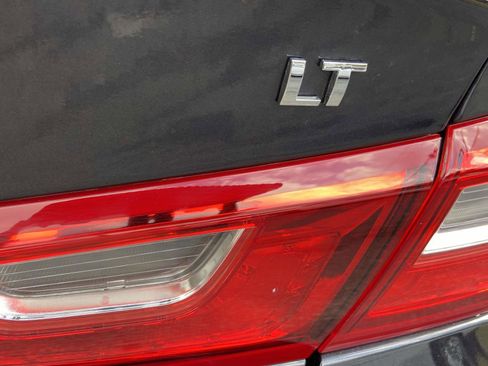 Certified 2023 Chevrolet Malibu LT image 32