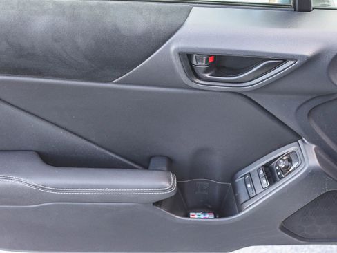 Used 2023 Toyota GR86 Premium w/ ALL Weather Mat Package (TMS) image 21