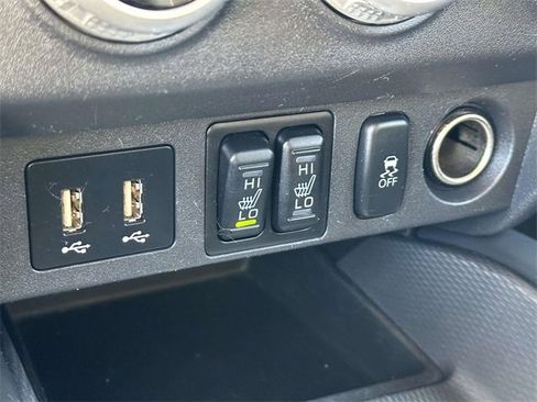 Used 2020 Mitsubishi Outlander Sport SE image 13