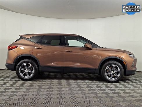 Used 2023 Chevrolet Blazer LT w/ Driver Confidence Package image 10