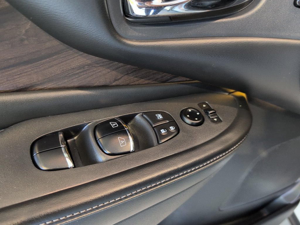 Used 2019 Nissan Murano Platinum AWD/4WD image 10