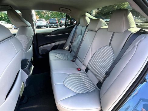 Used 2024 Toyota Camry SE AWD/4WD image 24