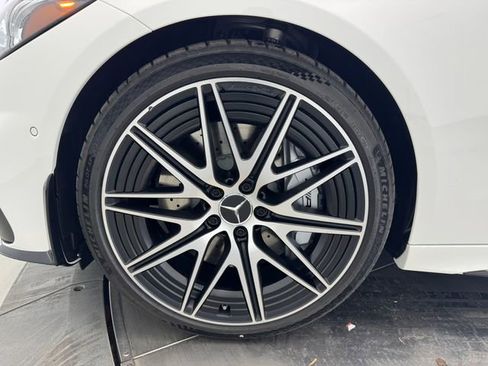 New 2026 Mercedes-Benz C 43 AMG 4MATIC Sedan image 9