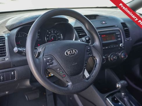 Used 2017 Kia Forte LX FWD image 15