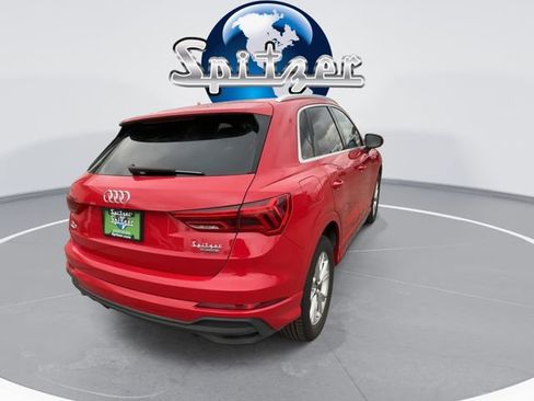 Used 2024 Audi Q3 2.0T Premium image 8