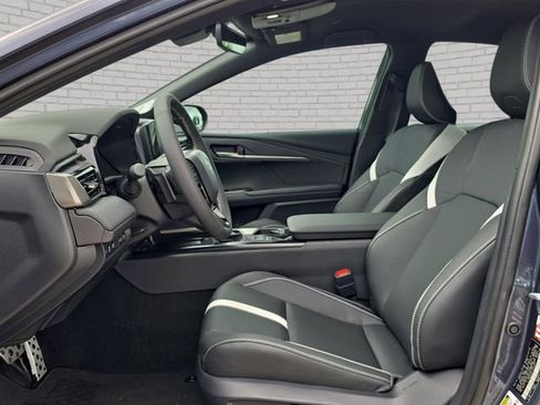 New 2026 Toyota Camry SE w/ Convenience Package FWD image 14